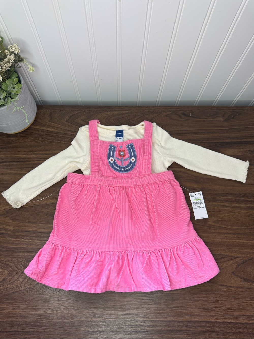 Old Navy Baby Girls Long Sleeve Tshirt Pink Courduroy Overall Dress 3 to 6 Month